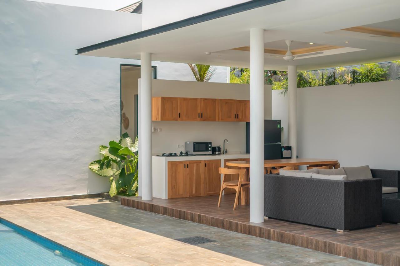 Selikur 2 - Brand New! Spacious 3br In * Seminyak (Bali)