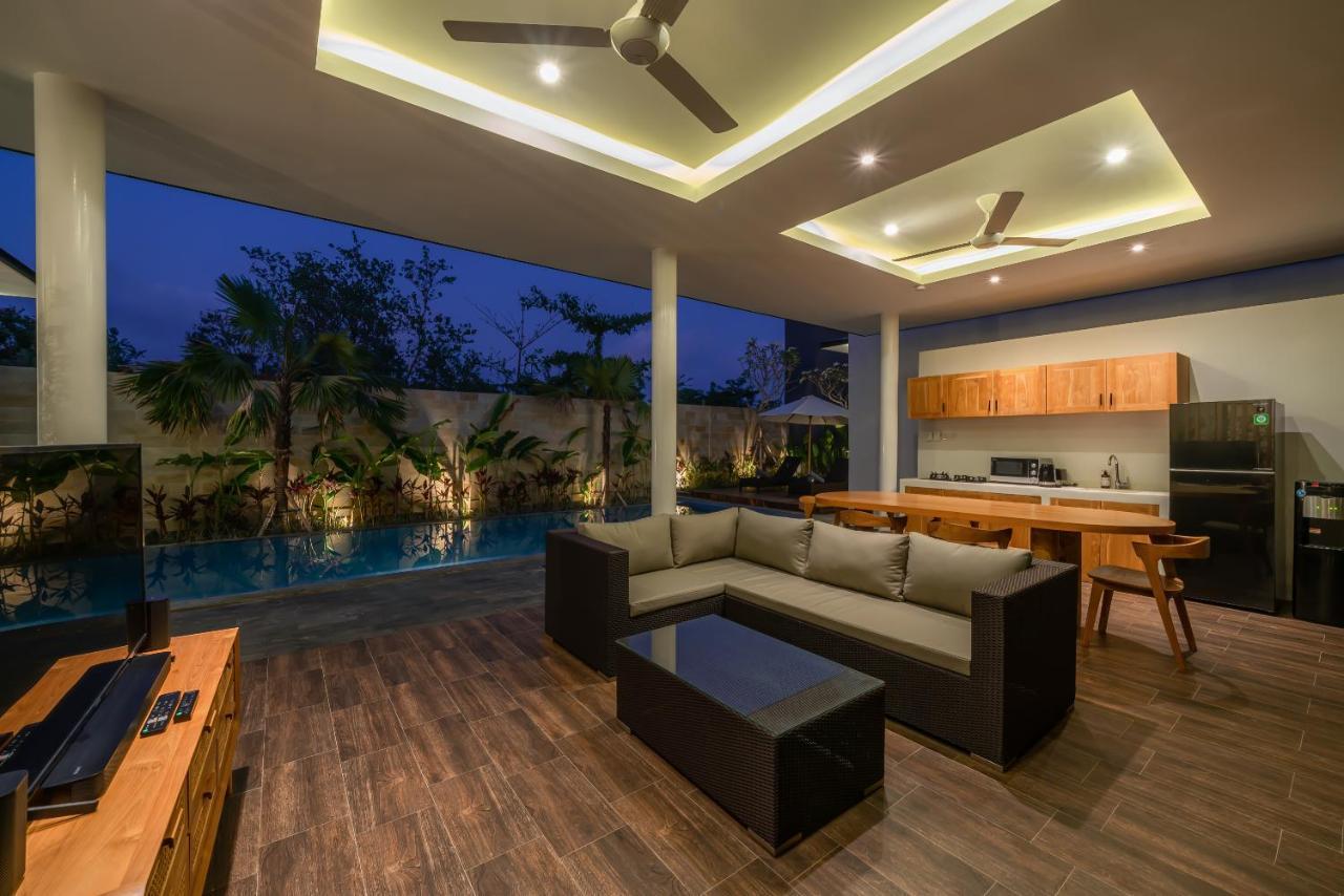 Selikur 2 - Brand New! Spacious 3br In Seminyak (Bali)