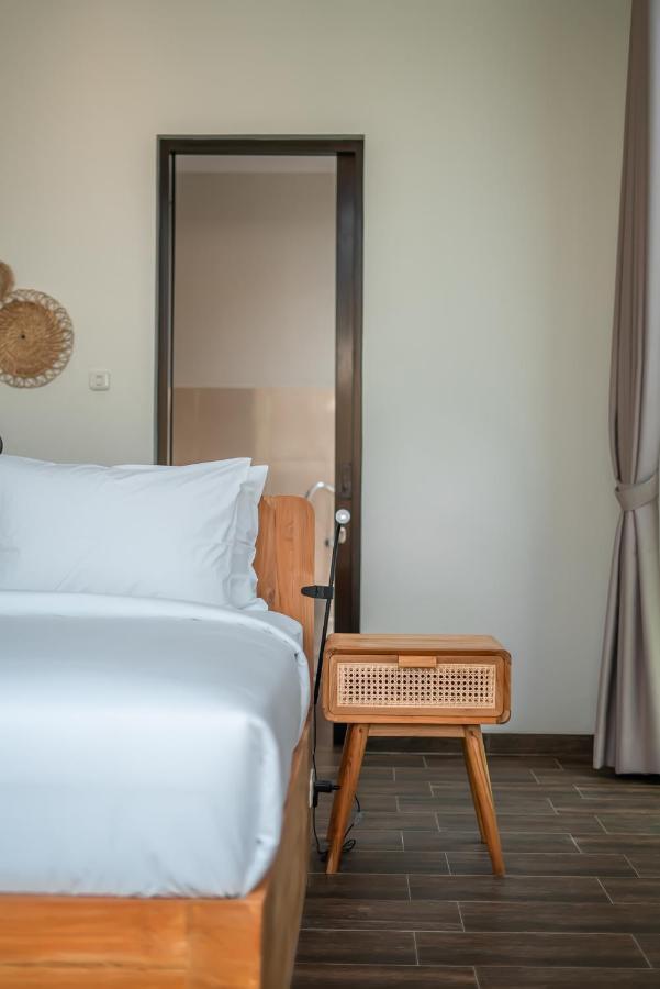 Selikur 2 - Brand New! Spacious 3br In * Seminyak (Bali)