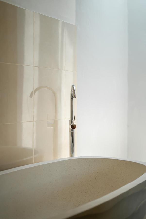 Selikur 2 - Brand New! Spacious 3br In * Seminyak (Bali)