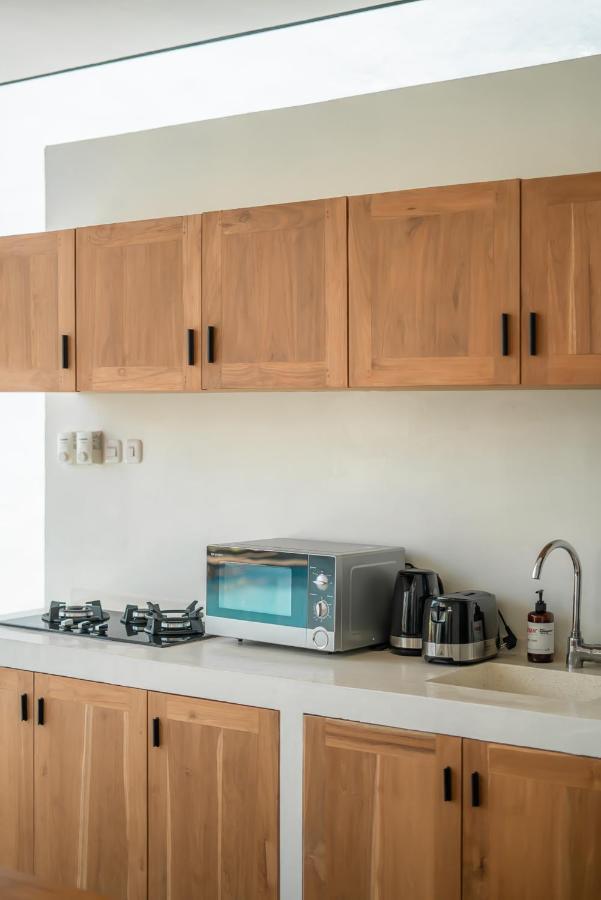 Selikur 2 - Brand New! Spacious 3br In * Seminyak (Bali)